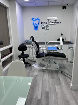 Slider image (1) Perio & Implants Tijuana