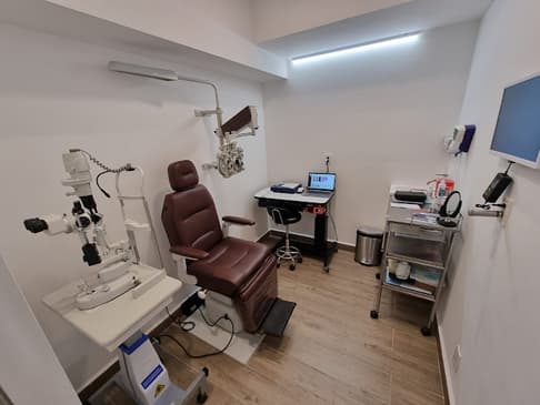 Slider image (3) Enlace Visual Ophthalmic Center in Mexico City