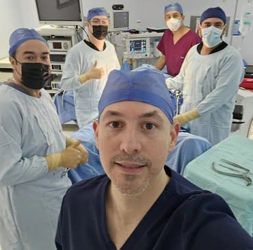 Slider image (3) Dr. Cristobal Garza - Bariatric Surgeon in Mexico