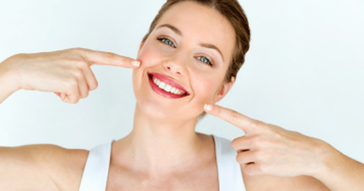 What Makes a Hollywood Smile in Turkey So Popular Among Dubai Patients? 