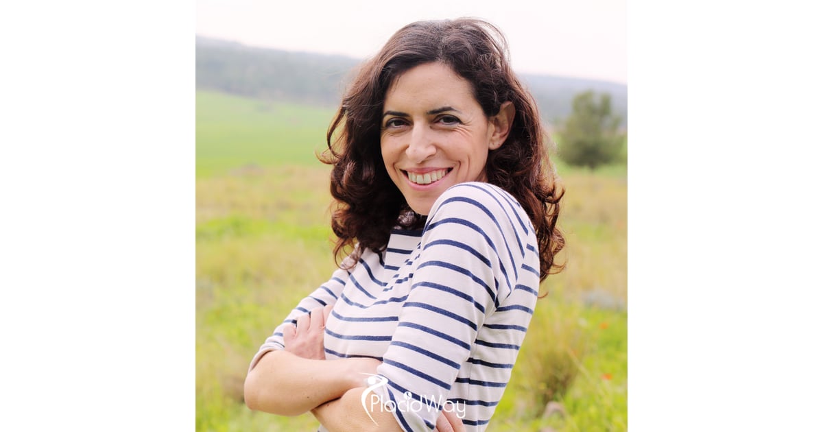 The Smile She Hid on Video Calls: Natalie Foster’s Enamel Deterioration Dental Veneer Story from the United States to Colombia