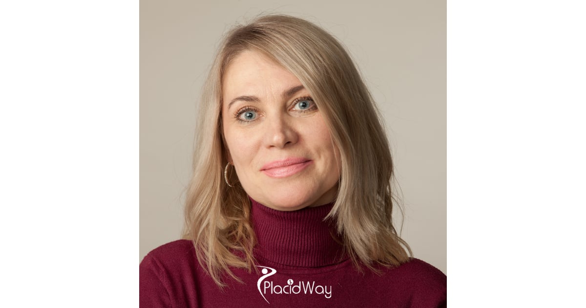 The Photos She Kept Untagging: Claire Robertson’s Age-Related Facial Ptosis Facelift Story from Australia to Thailand