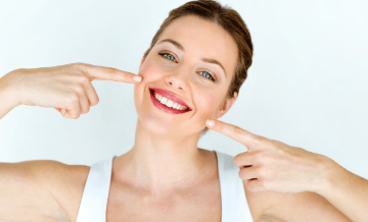 What Makes a Hollywood Smile in Turkey So Popular Among Dubai Patients? 