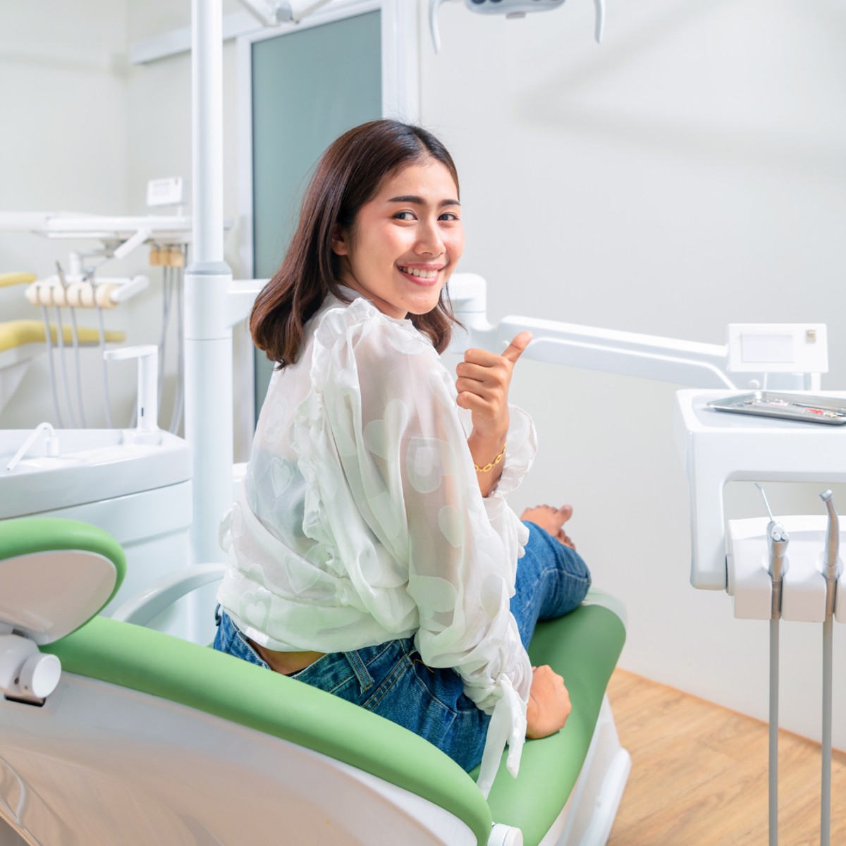 Dental Veneers Turkey vs UK: A Comprehensive Guide for Your Smile Makeover