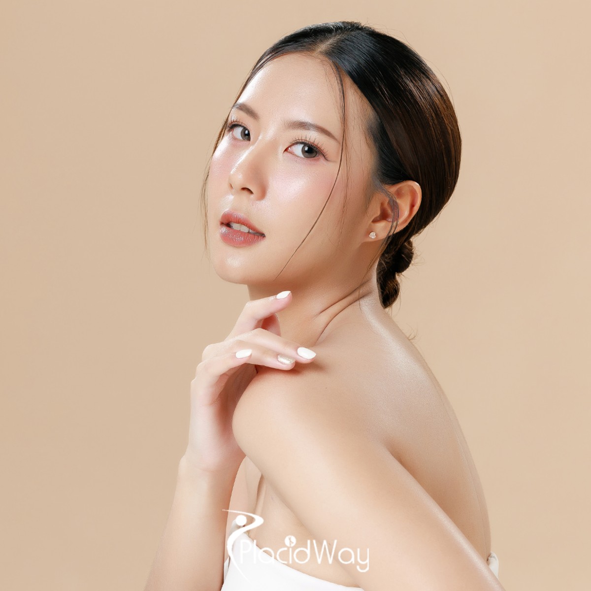 The Bio-Hacking Glow: Why European Travelers are Choosing Gangnam's Hybrid 'Juvelook' and Exosome Therapies Over Traditional Fillers in 2026