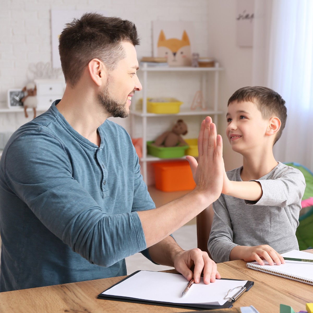 Explorarea tratamentului pentru autism în străinătate: experiențele familiilor românești în găsirea clinicii potrivite prin PlacidWay
