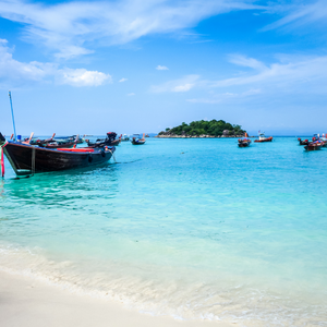 كوه ليبي - السياحة العلاجية في تايلاند Sunrise beach in koh Lipe Thailand