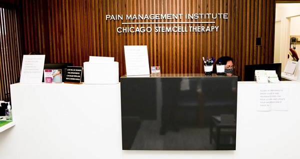 front-desk-pain-management-institute-chicago-stem-cell