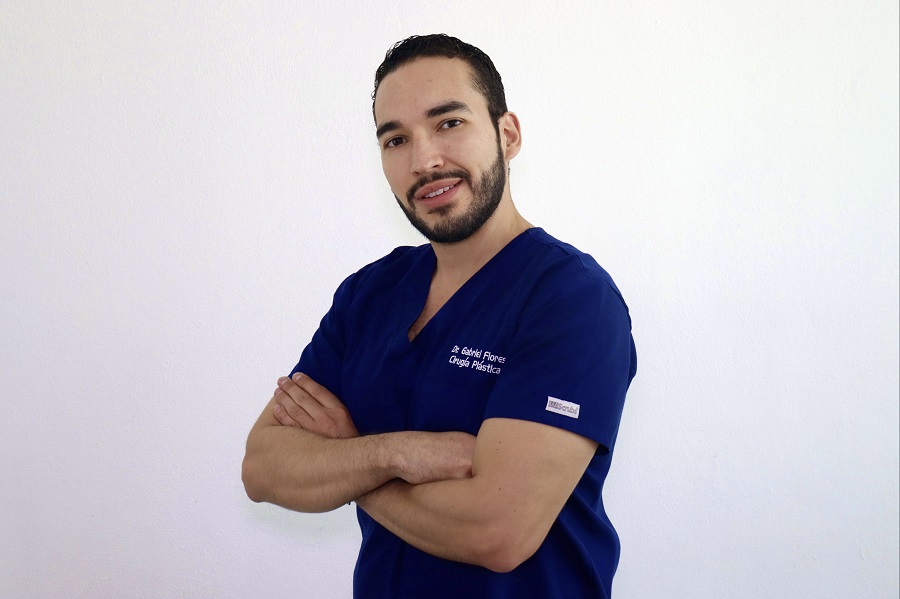 Dr. Jose Gabriel Flores Hernandez in Cancun, Mexico