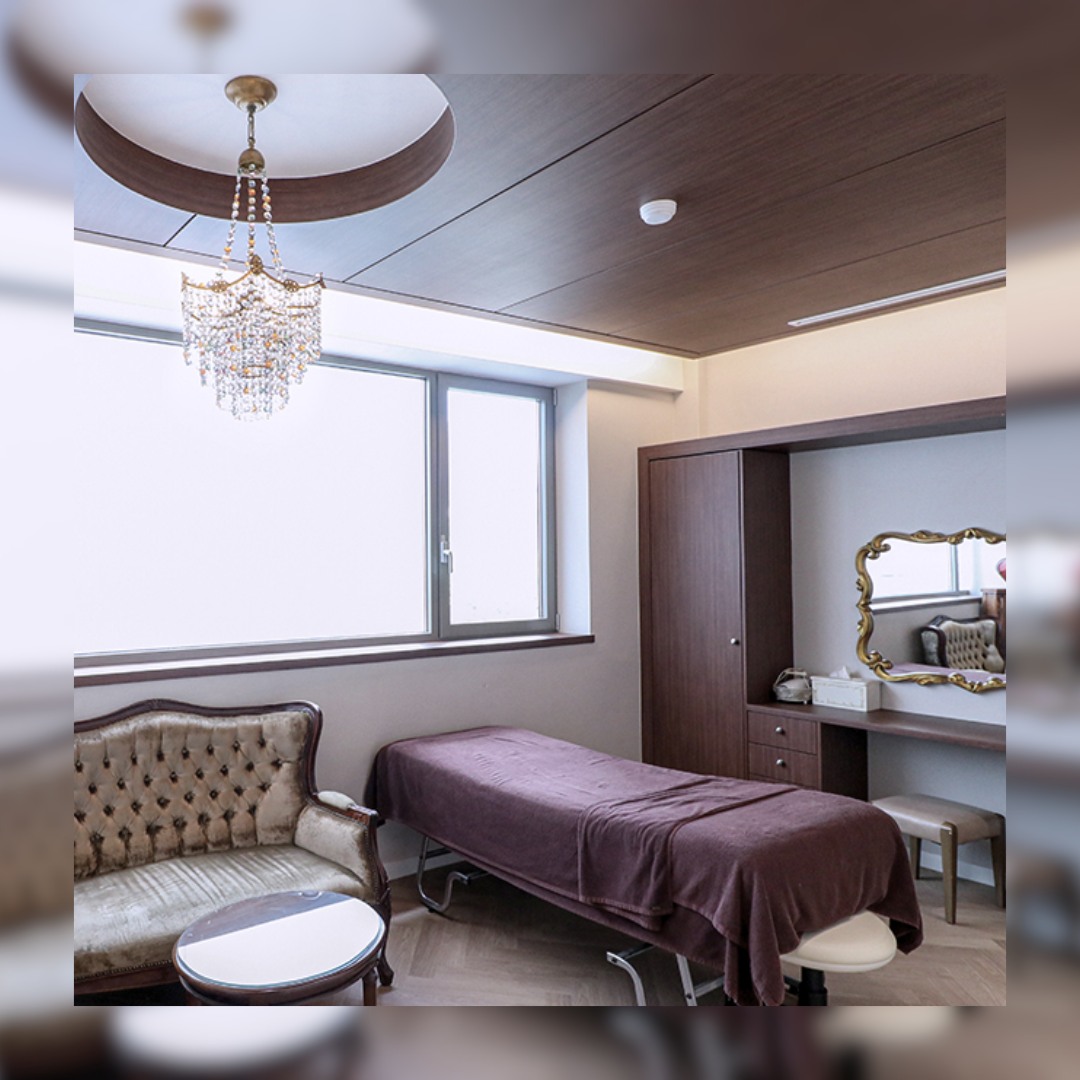 Leading Plastic and Skin Surgery Clinics in Seoul: Beautybar and Sayyes