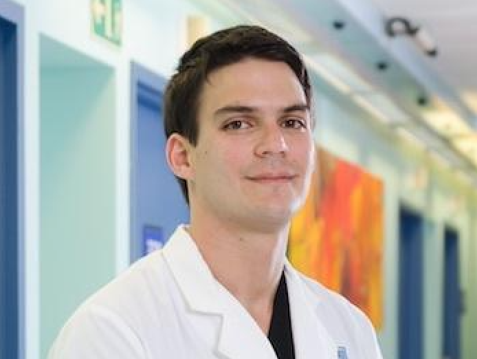Dr. Marco Aguilar